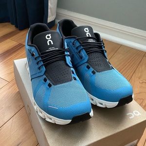Men’s OnCloud 5 Tennis Shoes BRAND NEW NEVER WORN STILL IN ORIGINAL BOX.